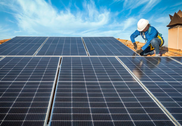 Best Emergency Roof Repair Services  in Charlevoix, MI